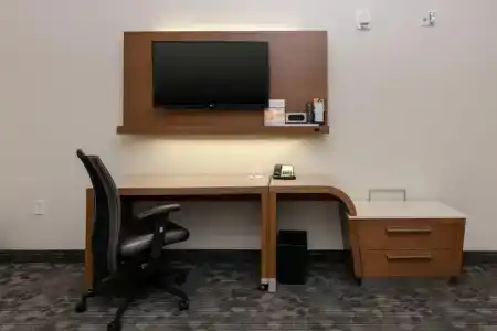Courtyard by Marriott Savannah Airport - 31