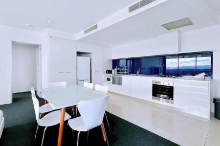 Moorings On Cavill Surfers Paradise - 156