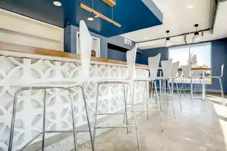 Downtowner Boutique - 13