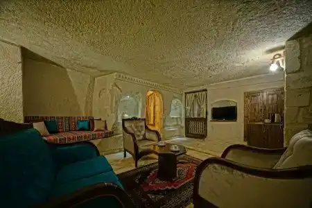 Castle Cave - 179