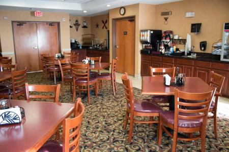 Best Western Plus San Antonio East Inn & Suites - 15