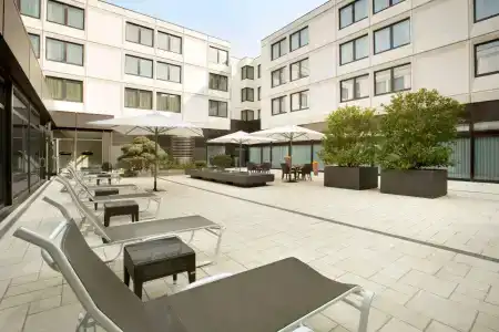 Ramada Nürnberg Parkhotel - 13