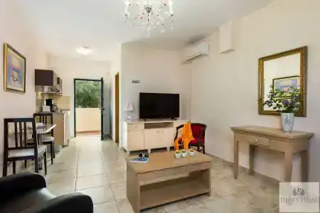 Pilot's Villas Luxury Suites - 59