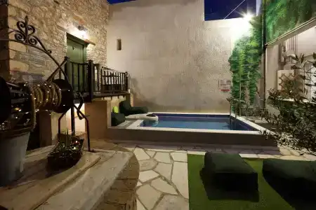 Athenian Residences - 30