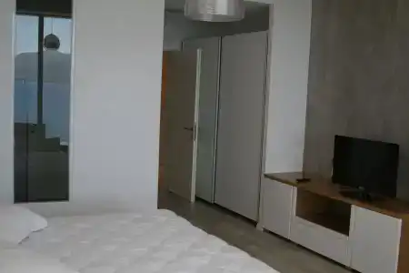 Regina Blu - 5