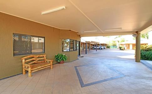 Rockhampton Palms Motor Inn - 1