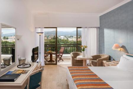 Coral Beach & Resort Cyprus - 6