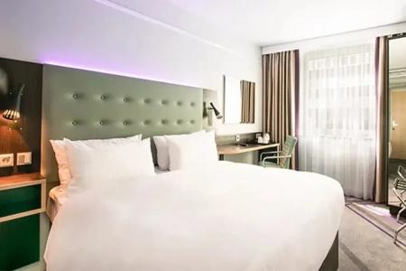 Holiday Inn Express Berlin City Centre West - 3