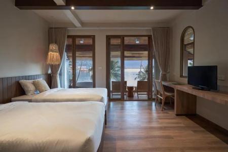 Resolution Resort - 81