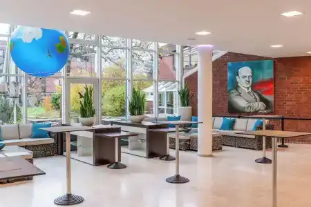 Gustav-Stresemann-Institut - 11