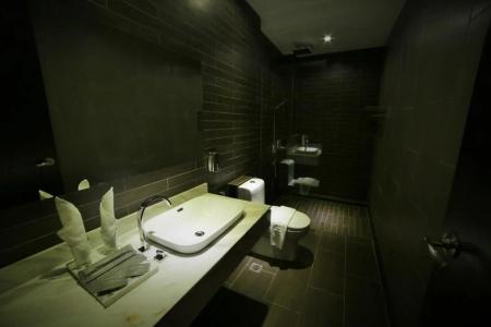 1825 Gallery - 7