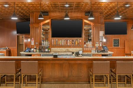 Best Western Plus Grantree Inn - 33