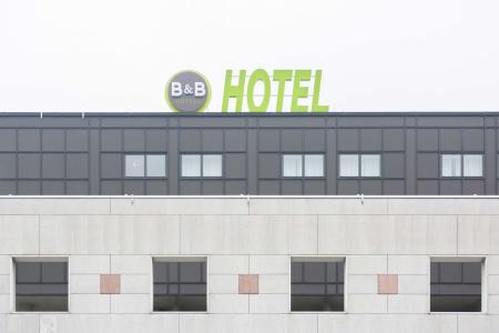 b&b - 48