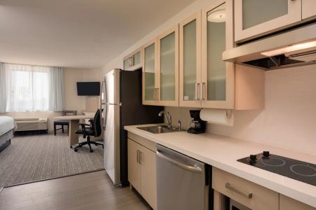 Candlewood Suites Miami Intl Airport - 36Th St, An Ihg - 24