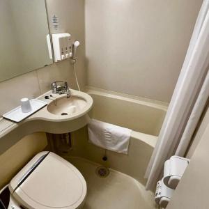 Toyoko Inn Shin-yokohama Ekimae Honkan - 34