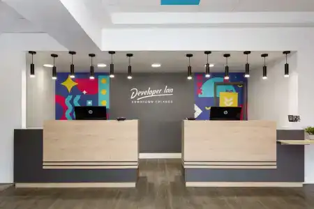 Days Inn by Wyndham Orlando Near Millenia Mall - 2