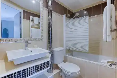 Hôtel Avama Prony - 91