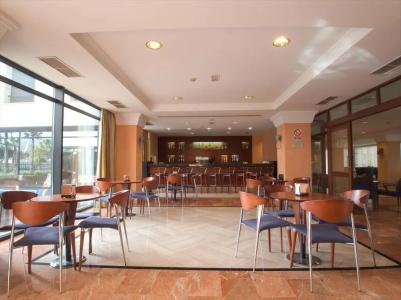 Zentral Center - Adults only - 12