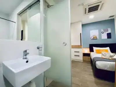 Dash Living on Mackenzie - 50