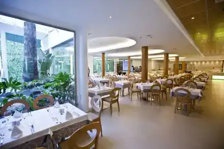 Riviera Beac- Adults Recomended - 14