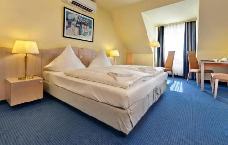 Tryp by Wyndham Luebeck Aquamarin - 21