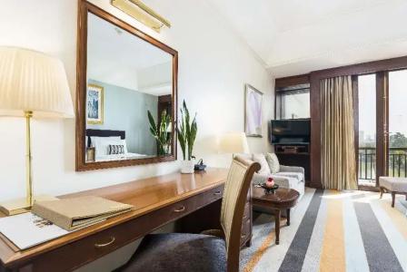 Chatrium Royal Lake Yangon - 42