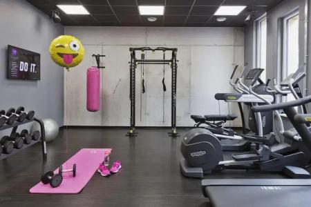 Moxy Frankfurt East - 13