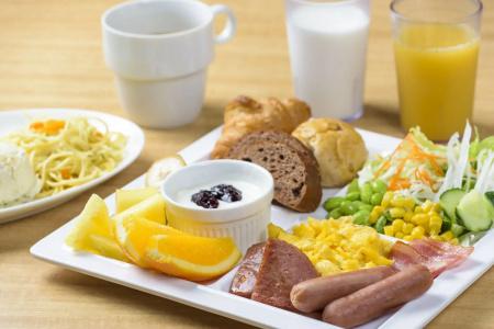 Nishitetsu Resort Inn Naha - 11