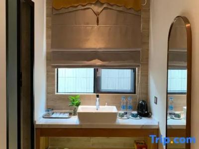 Kyriad Prestige Dijon Centre - 77