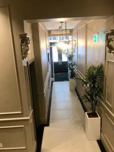 Merit Kensington - 9