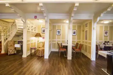 Windsor Spa - 7