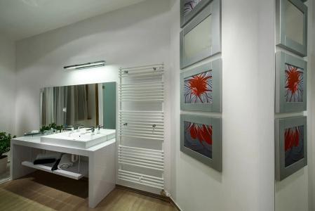 Karoly Corner Residences - 19