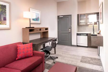 Staybridge Suites - - 66