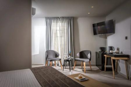 Lavris City Suites - 60