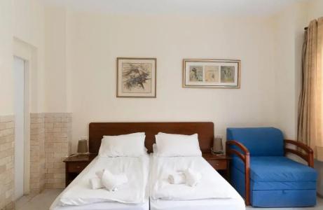 Port Inn - 38