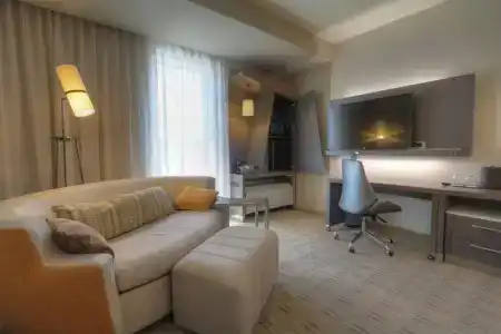 Courtyard by Marriott - 83