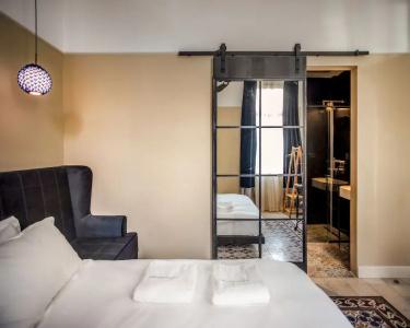 Assemblage Boutique - 3