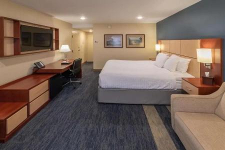 Best Western Plus Clocktower Inn - 42