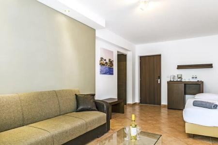 White Olive Premium Laganas - 5