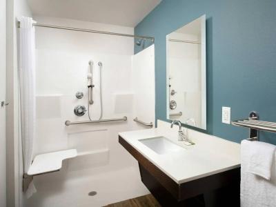 WoodSpring Suites Orlando Airport - 6