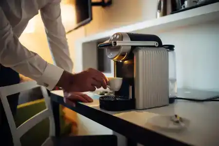 harry's home & - 26