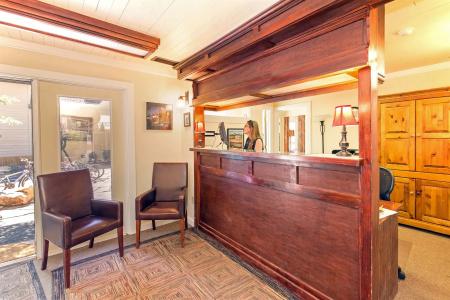 Mountainside Inn by Alpine Lodging - 0