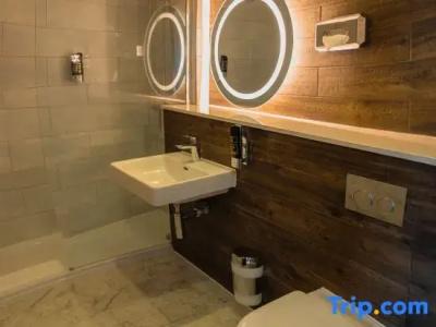 DoubleTree by Hilton London – Docklands Riverside - 62