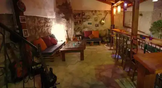 Freedom Hostel Budva - 10
