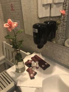 Ambra Boutique & Bistro - 87