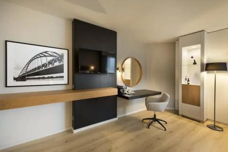 Crowne Plaza düSseldorf - Neuss, Ein Ihg - 83