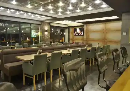 Shah Inn - 18