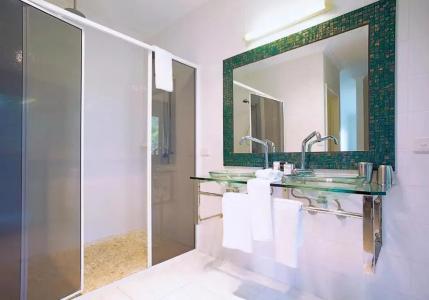 at Waterfront Whitsunday Retreat - Adults Only - 33