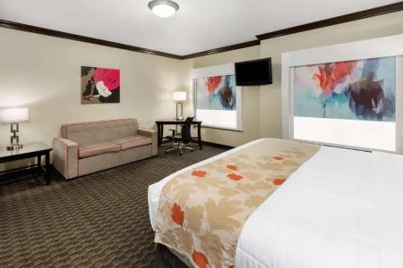 Hawthorn Suites by Wyndham - 31
