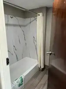Nola Inn & Suites - 23